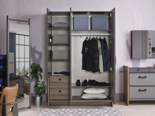 Kupa ACTION Kleiderschrank 3-türig: Elegant & Geräumig mit LED